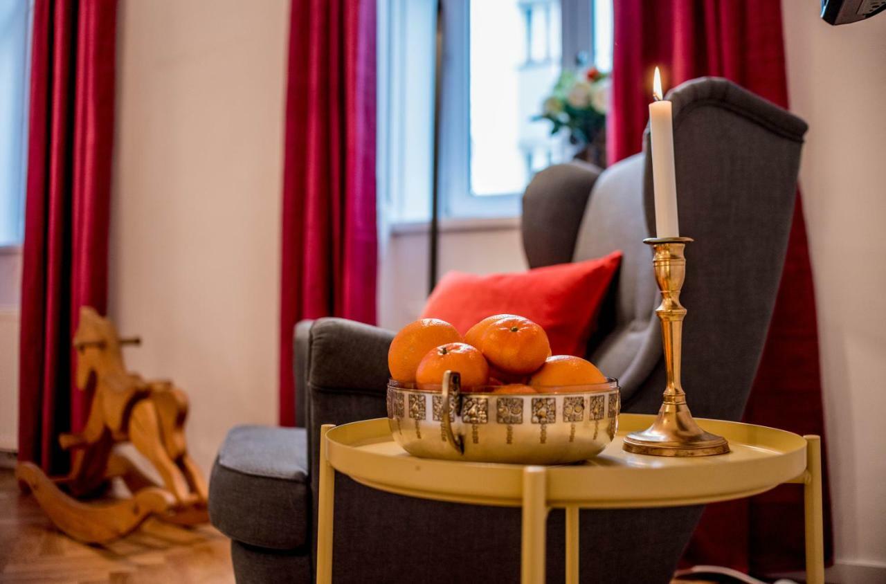 Leuhusen Orange Apartment Vienna Wina Bagian luar foto