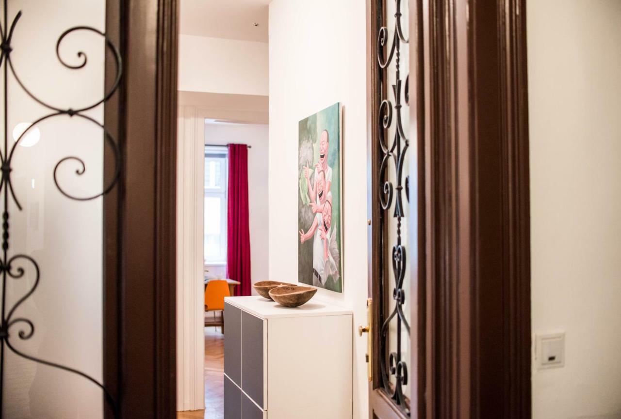 Leuhusen Orange Apartment Vienna Wina Bagian luar foto