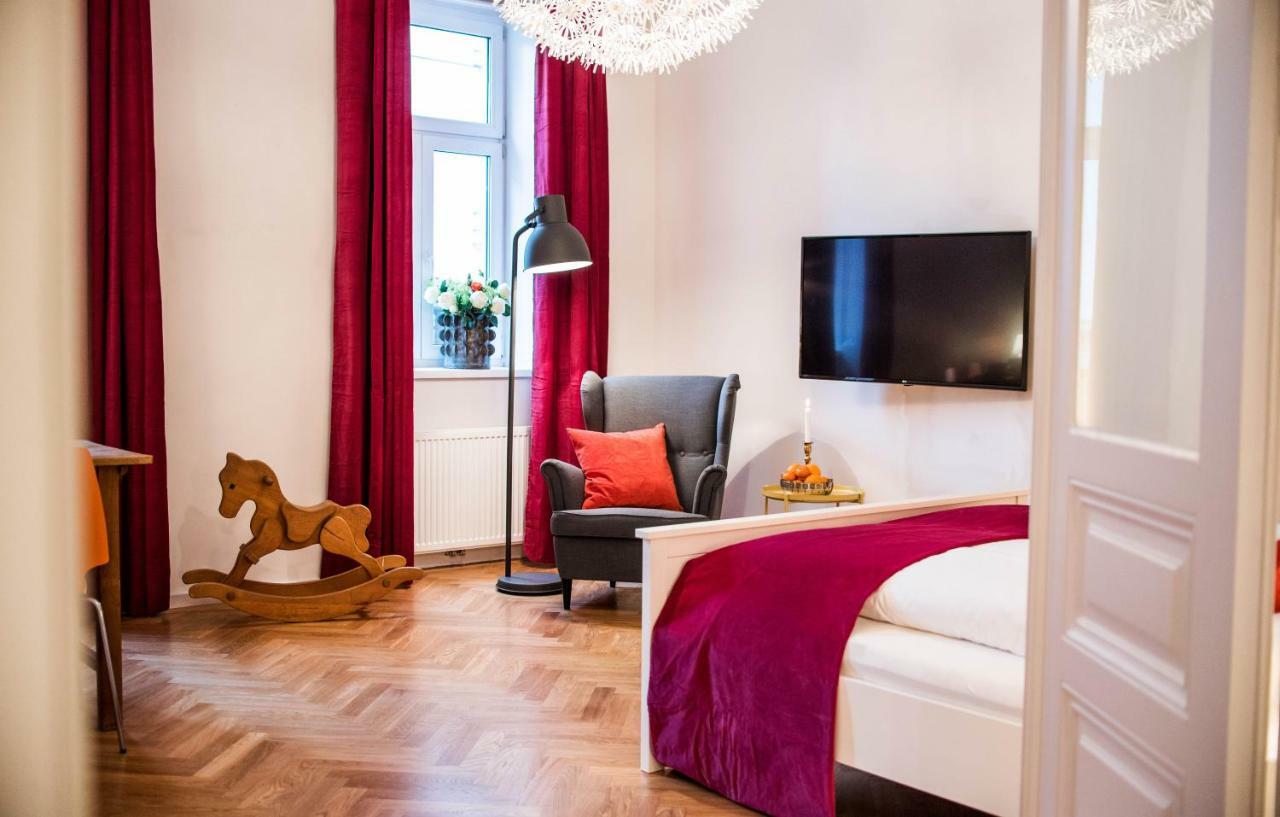 Leuhusen Orange Apartment Vienna Wina Bagian luar foto